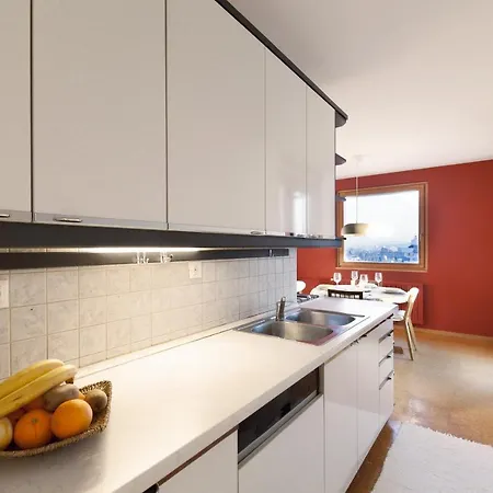 公寓 Bright Penthaus Apartement, With A Wonderful View 卢布尔雅那